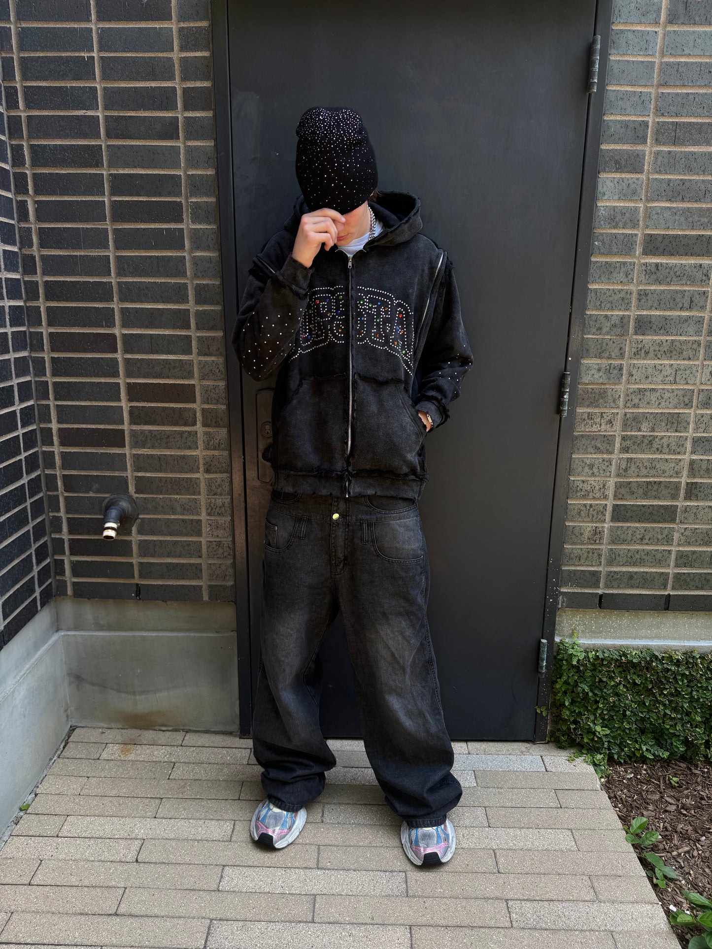 “RHINESTONE TRIPLE ZIP”(Black)